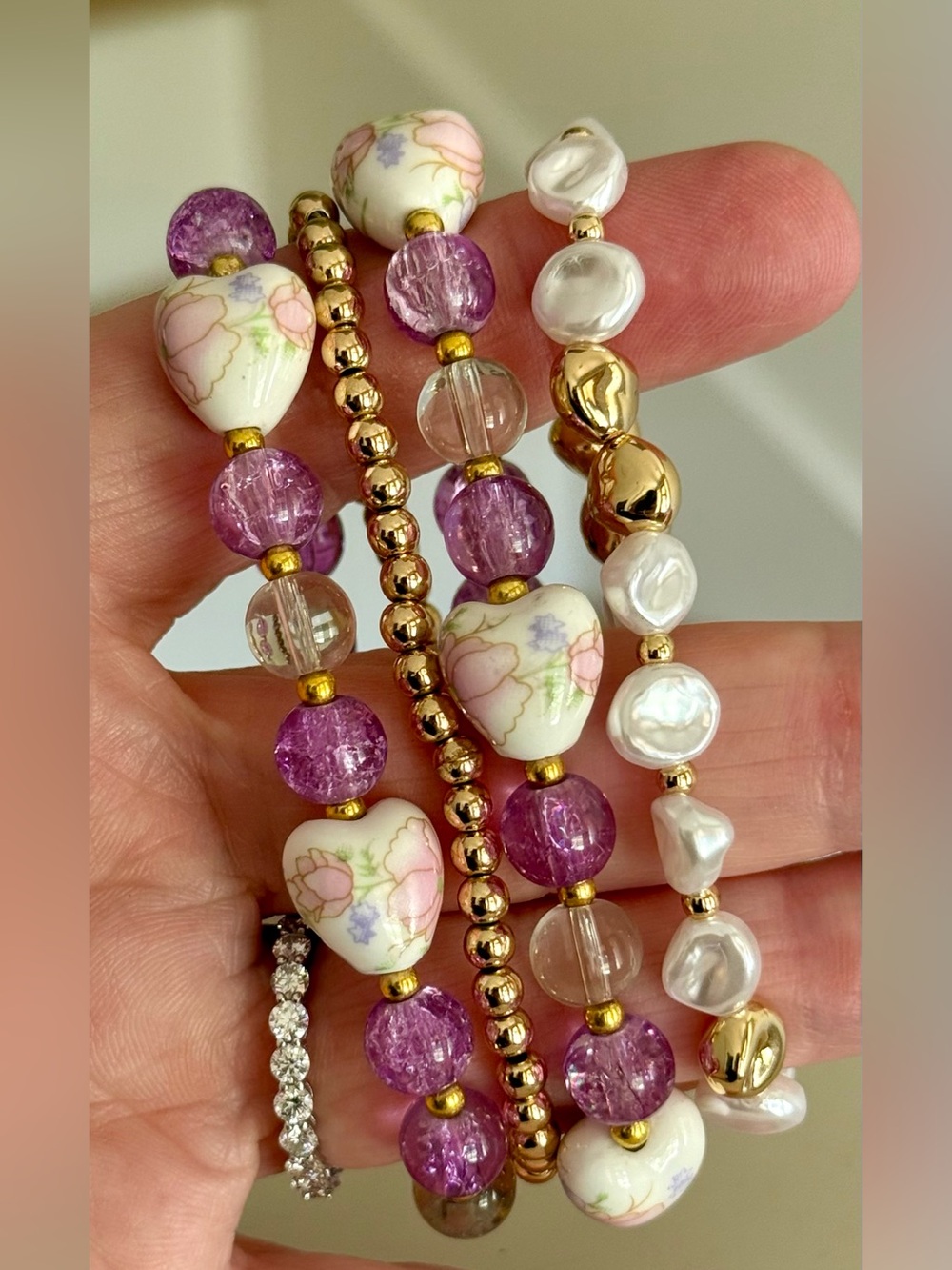 Floral Heart & Pearl Beaded Stretch Bracelet Set (4)
